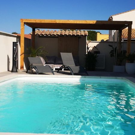 Appartement Au Dessus De La Maison Du Saunier Salin-de-Giraud Kültér fotó