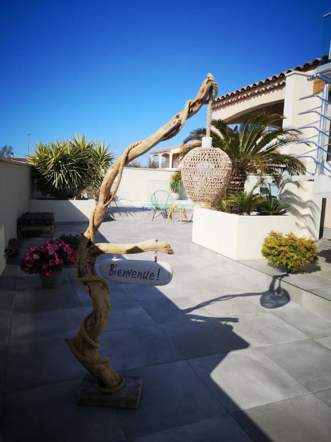 Appartement Au Dessus De La Maison Du Saunier Salin-de-Giraud Kültér fotó