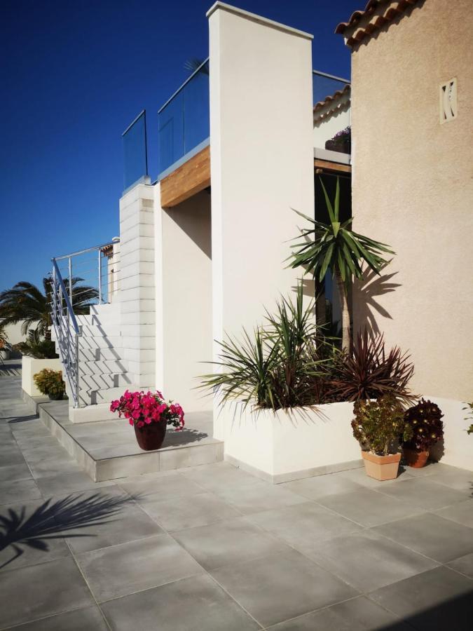 Appartement Au Dessus De La Maison Du Saunier Salin-de-Giraud Kültér fotó